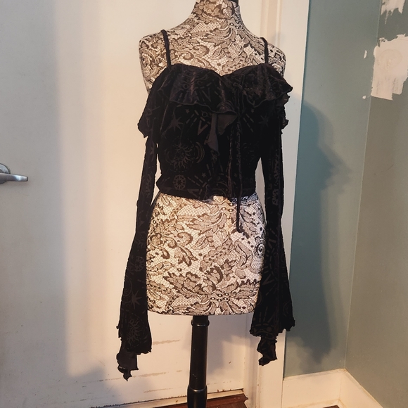 Hellmina Bardot Top - Picture 3 of 4